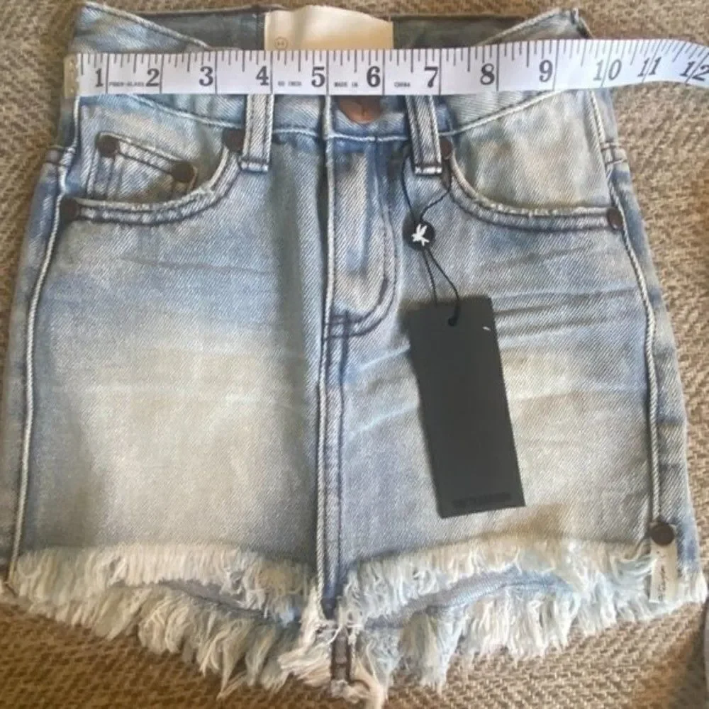 Girl's One Teaspoon‎ Mini Skirt Size 4-5